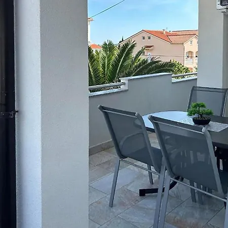 1 Bedroom Gorgeous In