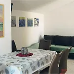 1 Bedroom Gorgeous In * Vrsi
