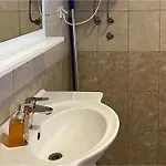 1 Bedroom Gorgeous In Apartman Vrsi